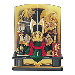 五月人形: 久月 着用兜 高床台飾り 黒糸縅 駿河古典蒔絵 丸鷹二曲屏風 【D-51】