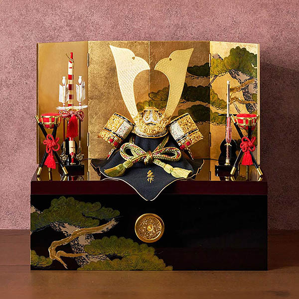 久月　 五月人形　久月作 仁王之兜 収納飾り 正絹 萌黄裾濃縅  甲冑師 鈴木利光 久月当主監製　詳細画像