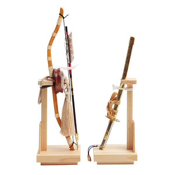 久月　 五月人形　久月 戦国武将 兜 収納飾り 正絹 白糸縅 徳川家康公 駿河古典蒔絵 白木 木目　詳細画像