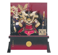 五月人形: 久月 天空 兜 収納飾り 赤翠 鷹二曲屏風 櫃型収納箱 【D-33】