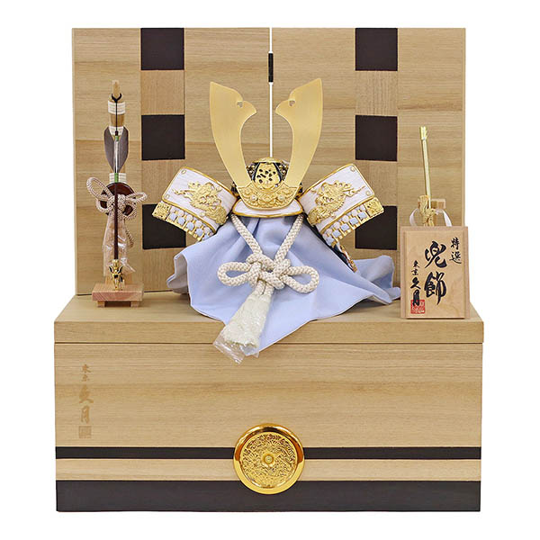 銘木 針桐 兜 二引き 収納飾り 正絹 水色縅 白木 木目 【D-39】