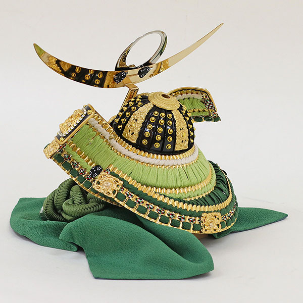 久月　 五月人形　銘木 檜 上杉謙信 兜 二引き 収納飾り 正絹 萌黄裾濃縅 白木 木目　詳細画像