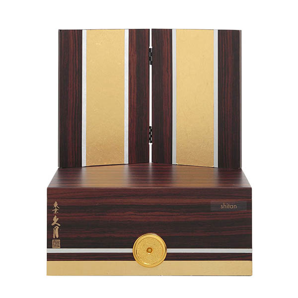 久月　 五月人形　大越広孝作 銘木 紫檀 二引き 収納飾り 紺糸縅 兜 久月監製　詳細画像