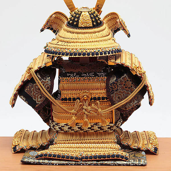 久月　 五月人形　鈴木利光作 大鎧収納飾り 正絹緋縅 久月監製　詳細画像