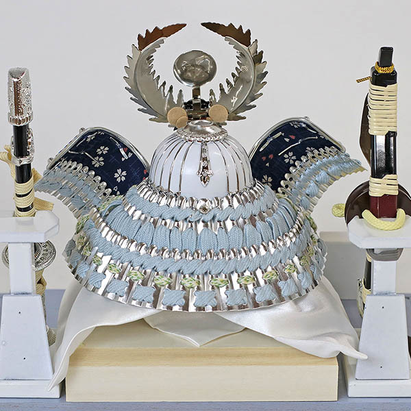 五月人形 久月 久月 徳川家康公 兜 アクリルケース 取付ケース入り 詳細画像 久月 五月人形 久月 徳川家康公 兜 アクリルケース 取付ケース入り 詳細画像