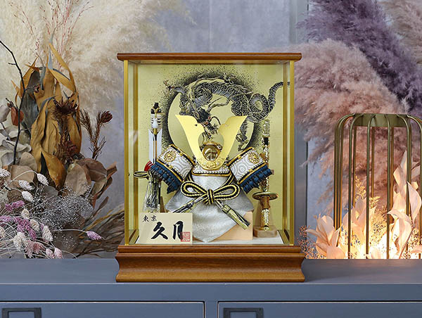 久月　 五月人形　久月 兜飾り 取付ケース入り ガラスケース飾り　詳細画像