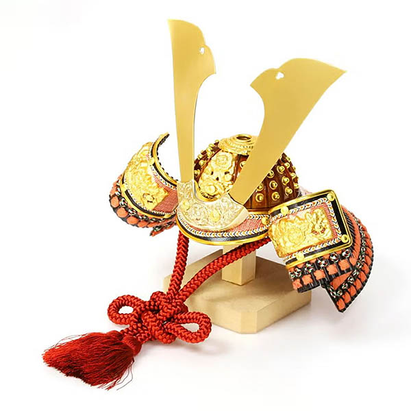 東玉　 五月人形　草木染め 極鳳 きょくほう 櫃飾り 兜 平飾り　詳細画像