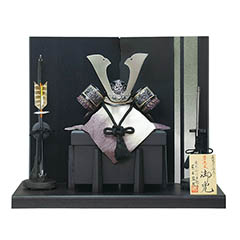 五月人形: 草木染め 華極 かきょく 櫃飾り 兜 平飾り