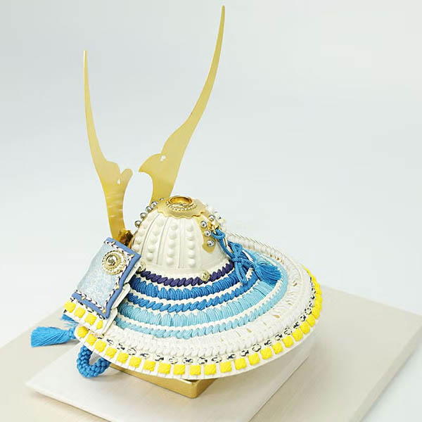 東玉　 五月人形　加藤峻成作 彩り 青空 兜 平飾り　詳細画像