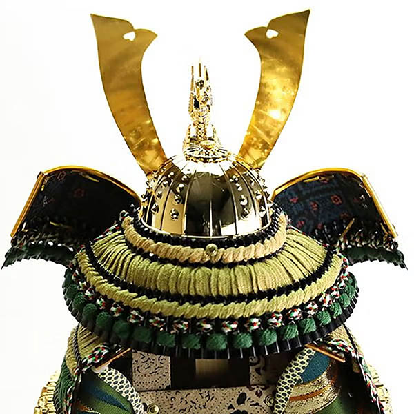 東玉　 五月人形　特選大鎧 六角ガラス 鎧 ケース飾り　詳細画像