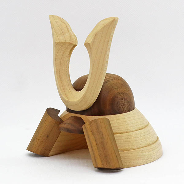 五月人形 WOODY 木製 無垢材の兜 muku (むく) 立体大鍬形 弓・太刀 高級木材使用台屏風セット 詳細画像 WOODY 五月人形 木製 無垢材の兜 muku (むく) 立体大鍬形 弓・太刀 高級木材使用台屏風セット 詳細画像