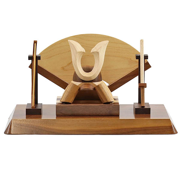 木製 無垢材の兜 muku (むく) 立体大鍬形 弓・太刀 高級木材使用 扇型屏風 飾り台セット