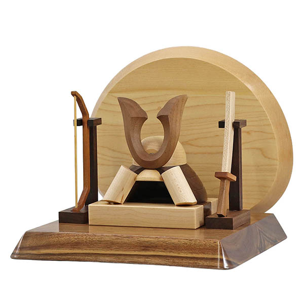 WOODY　 五月人形　木製 無垢材の兜 muku （むく） 立体大鍬形 弓・太刀 高級木材使用台屏風セット　詳細画像