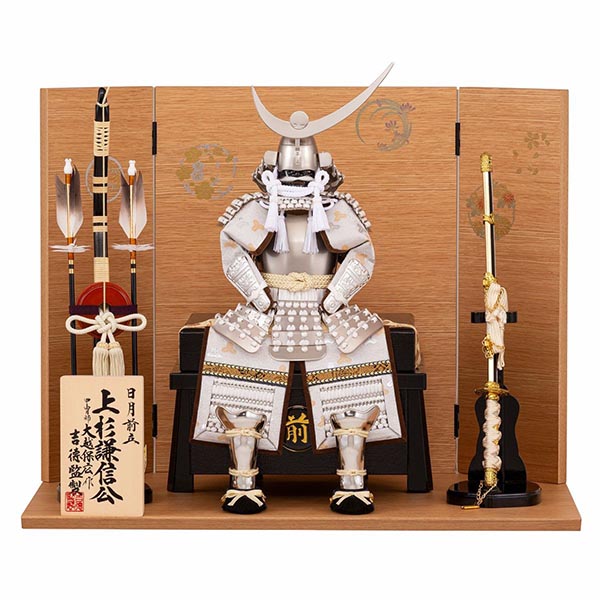 大越保広作 上杉謙信公 鎧飾り 【503H81562】