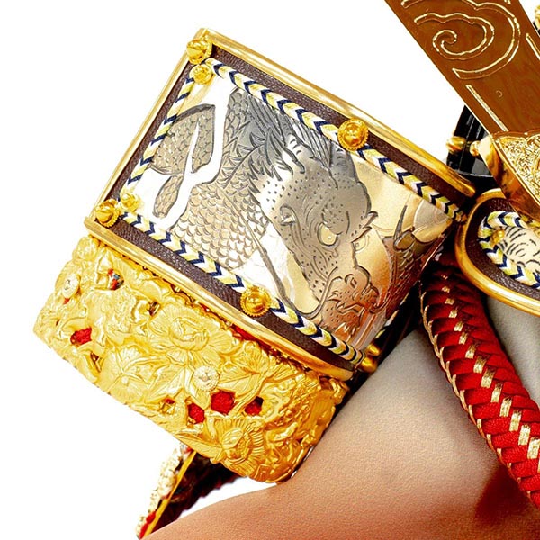 吉徳　 五月人形　飛龍之兜 収納飾り　詳細画像