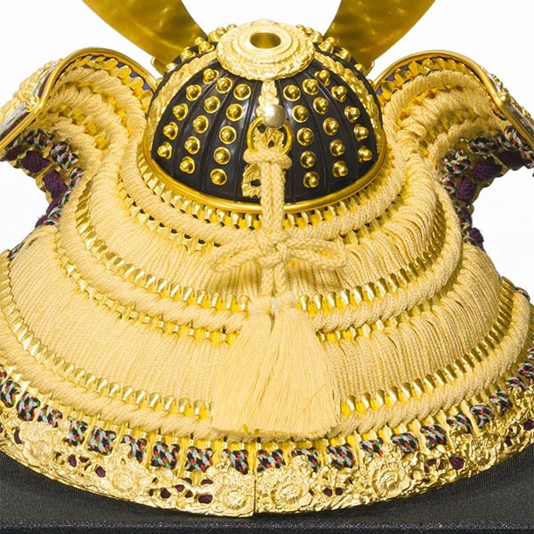 吉徳　 五月人形　正絹緋絲縅 純金箔押兜 兜飾り　詳細画像