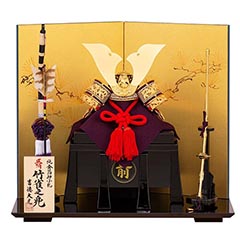 五月人形: 正絹赤絲縅 純金箔押兜 兜飾り