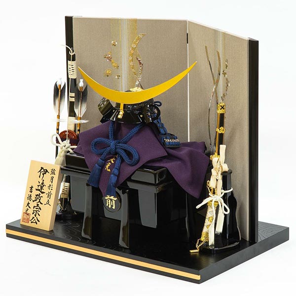 吉徳　 五月人形　正絹紺絲縅 伊達政宗公 兜飾り 　詳細画像