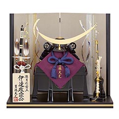 五月人形: 正絹紺絲縅 伊達政宗公 兜飾り 