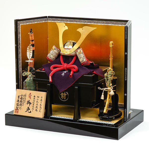 吉徳　 五月人形　小柴鑚穂作 正絹赤絲縅 和紙小札 兜飾り　詳細画像