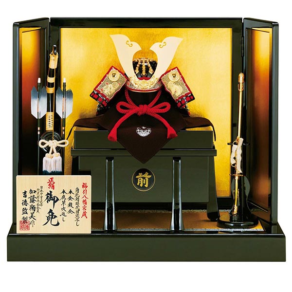 加藤鞆美作 正絹赤絲縅  和紙小札 兜飾り 【573H63562】