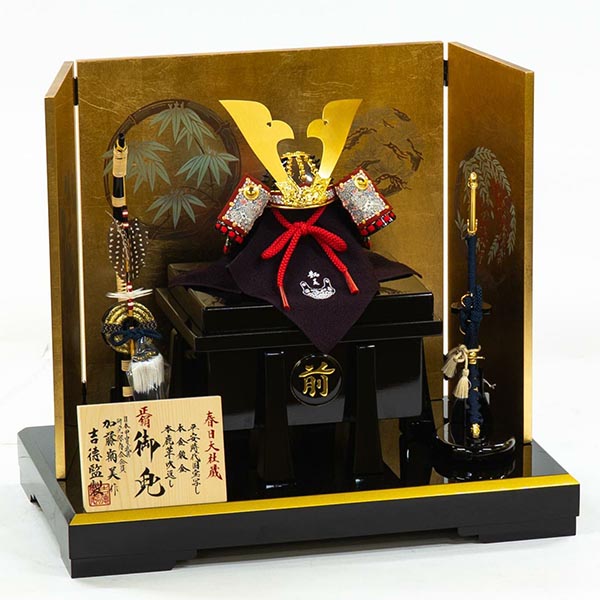 吉徳　 五月人形　加藤鞆美作 正絹紺裾濃縅 和紙小札 兜飾り　詳細画像