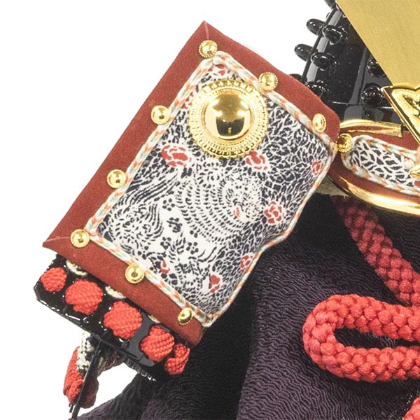 吉徳　 五月人形　加藤鞆美作 正絹紺裾濃縅 和紙小札 兜飾り　詳細画像