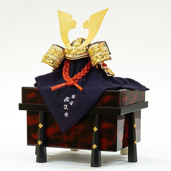 吉徳　 五月人形　平安武久作 正絹朱赤絲縅 総裏打ち兜 兜飾り　詳細画像