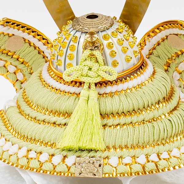 五月人形 吉徳 正絹黄緑絲縅 兜飾り 収納飾り 詳細画像 吉徳 五月人形 正絹黄緑絲縅 兜飾り 収納飾り 詳細画像