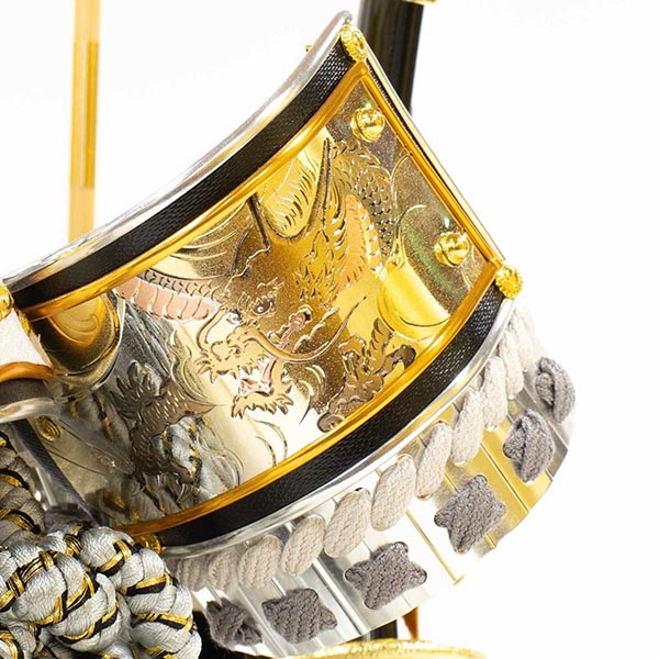 五月人形 吉徳 豊臣秀吉公 馬藺後立 兜 ケース入り 四角アクリルケース 詳細画像 吉徳 五月人形 豊臣秀吉公 馬藺後立 兜 ケース入り 四角アクリルケース 詳細画像