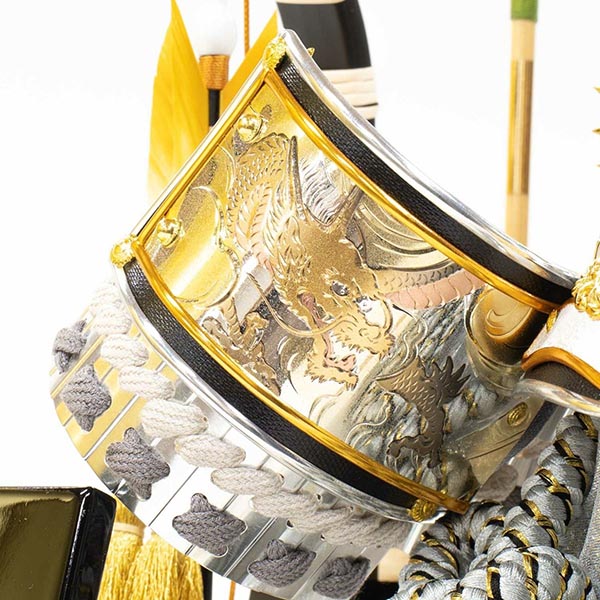 五月人形 吉徳 豊臣秀吉公 馬藺後立 兜 ケース入り 四角アクリルケース 詳細画像 吉徳 五月人形 豊臣秀吉公 馬藺後立 兜 ケース入り 四角アクリルケース 詳細画像