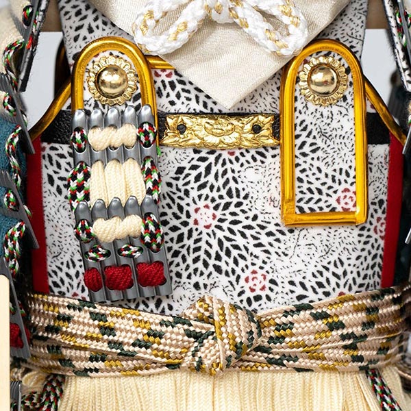 五月人形 吉徳 燻銀小札 奉納鎧 ケース入り 四角アクリルケース 詳細画像 吉徳 五月人形 燻銀小札 奉納鎧 ケース入り 四角アクリルケース 詳細画像