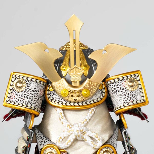 五月人形 吉徳 燻銀小札 奉納鎧 ケース入り 四角アクリルケース 詳細画像 吉徳 五月人形 燻銀小札 奉納鎧 ケース入り 四角アクリルケース 詳細画像