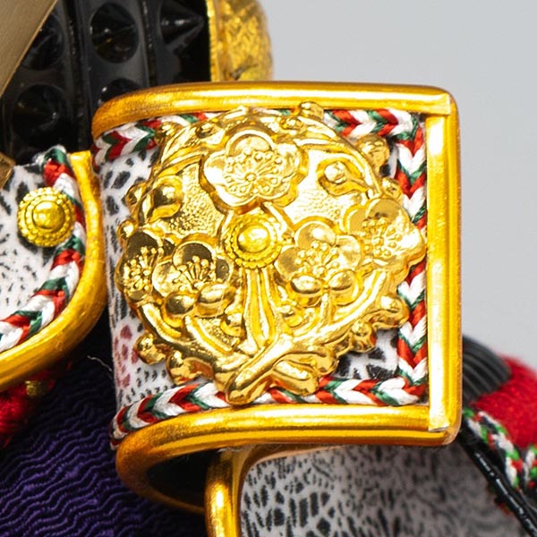 五月人形 吉徳 赤絲縅 黒小札 奉納鎧 ケース入り 四角アクリルケース 詳細画像 吉徳 五月人形 赤絲縅 黒小札 奉納鎧 ケース入り 四角アクリルケース 詳細画像