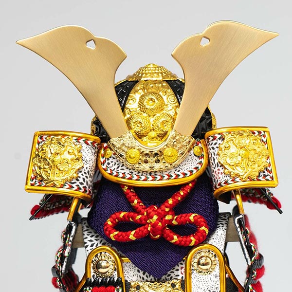 五月人形 吉徳 赤絲縅 黒小札 奉納鎧 ケース入り 四角アクリルケース 詳細画像 吉徳 五月人形 赤絲縅 黒小札 奉納鎧 ケース入り 四角アクリルケース 詳細画像