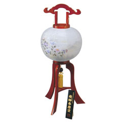 盆提灯: 春慶塗 行灯 絹二重 木製 電気コード式