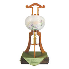 盆提灯: 大内行灯 総欅 絹二重 焼桐箱入り  木製 電気コード式