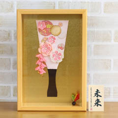 羽子板: つまみ細工 羽子板 ピンク 壁掛け 額飾り ヒノキ製 アクリルケース