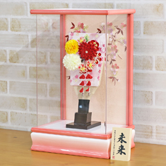 羽子板: つまみ細工 丸菊と赤菊 3-55 髪飾り付き パール白/ピンク塗り アクリルケース