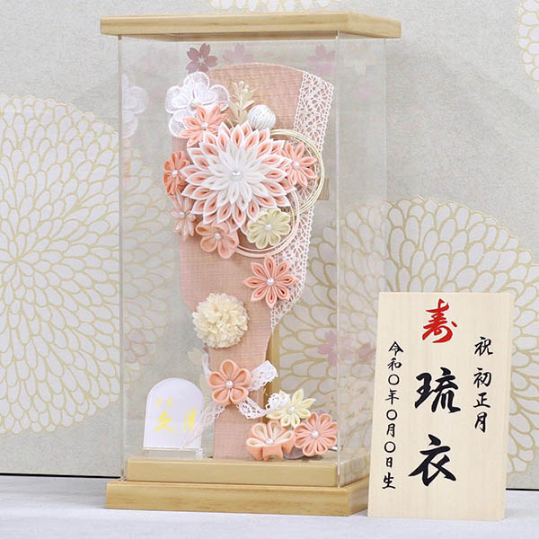 久月　 羽子板　つまみ細工 サーモン アクリルケース飾り 髪飾り付き　詳細画像