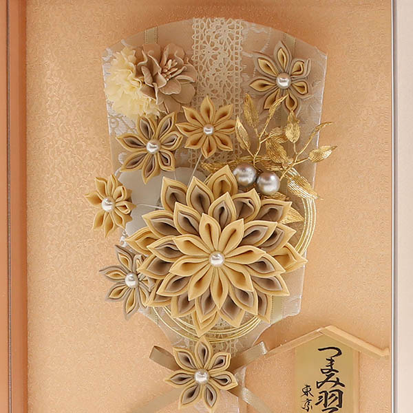 羽子板 久月 つまみ細工 髪飾り 羽子板 モカ 壁掛け 額飾り パールピンク塗り アクリルケース 詳細画像 久月 羽子板 つまみ細工 髪飾り 羽子板 モカ 壁掛け 額飾り パールピンク塗り アクリルケース 詳細画像