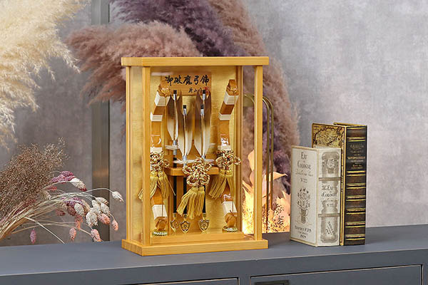 幹山　 破魔弓　壁掛け 額飾り 創 桧 金バック 艶塗り アクリルケース飾り　詳細画像