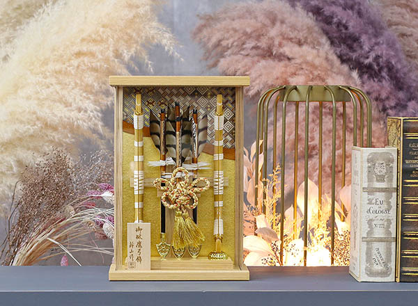 幹山　 破魔弓　壁掛け 額飾り 絃 白木 寄木細工 金バック アクリルケース飾り　詳細画像