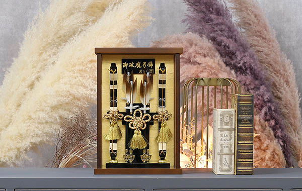 幹山　 破魔弓　壁掛け 額飾り 創 オーク材 金バック アクリルケース飾り　詳細画像