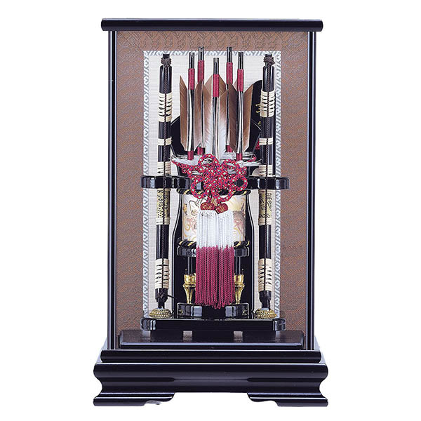 破魔弓工房 寿々登 宝剣 木製籐巻弓 花紋羽 面取り ガラスケース飾り