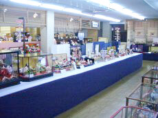 雛人形 売場画像 | 雛人形、五月人形、こいのぼり、盆提灯 